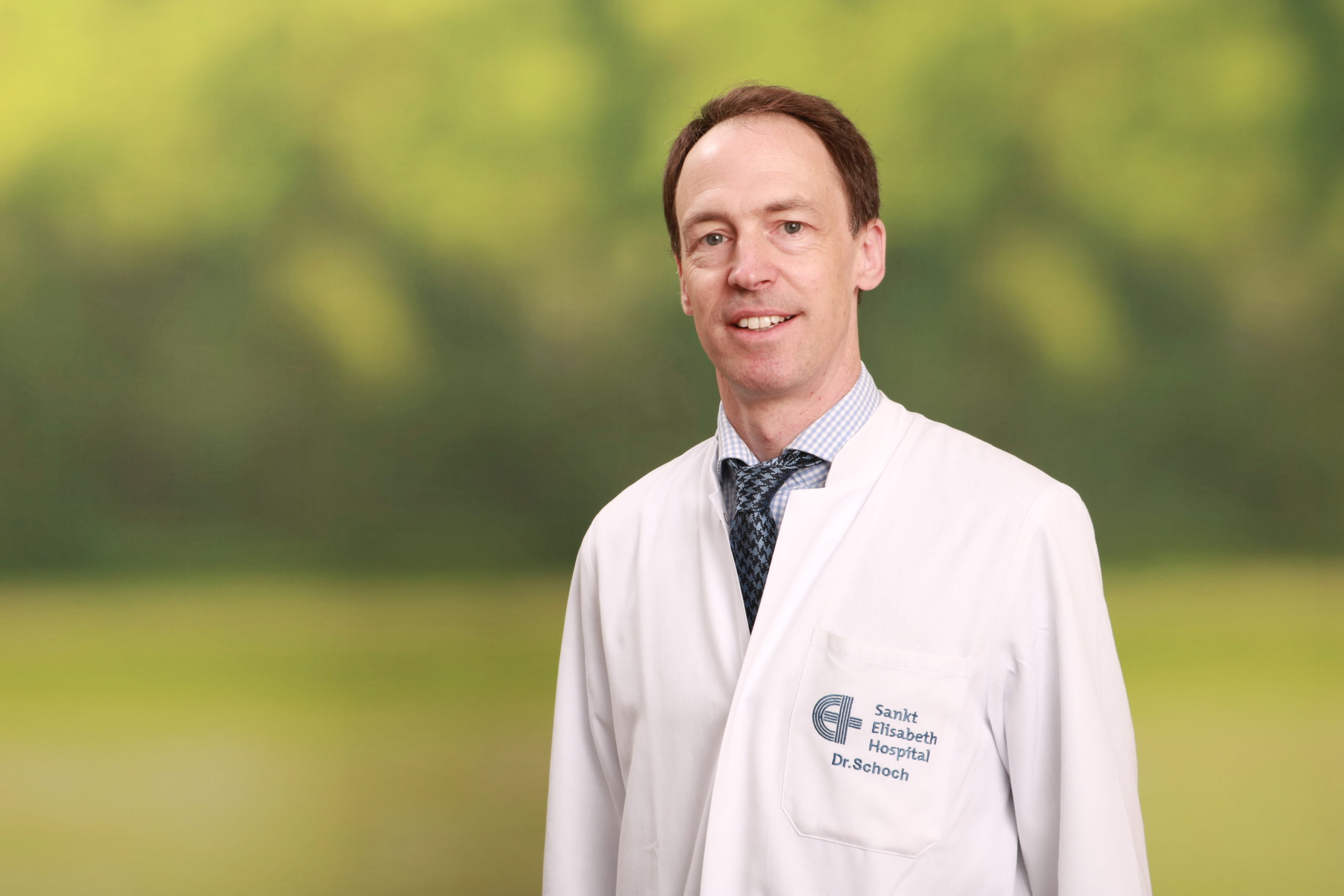 Dr. Gernot Schoch